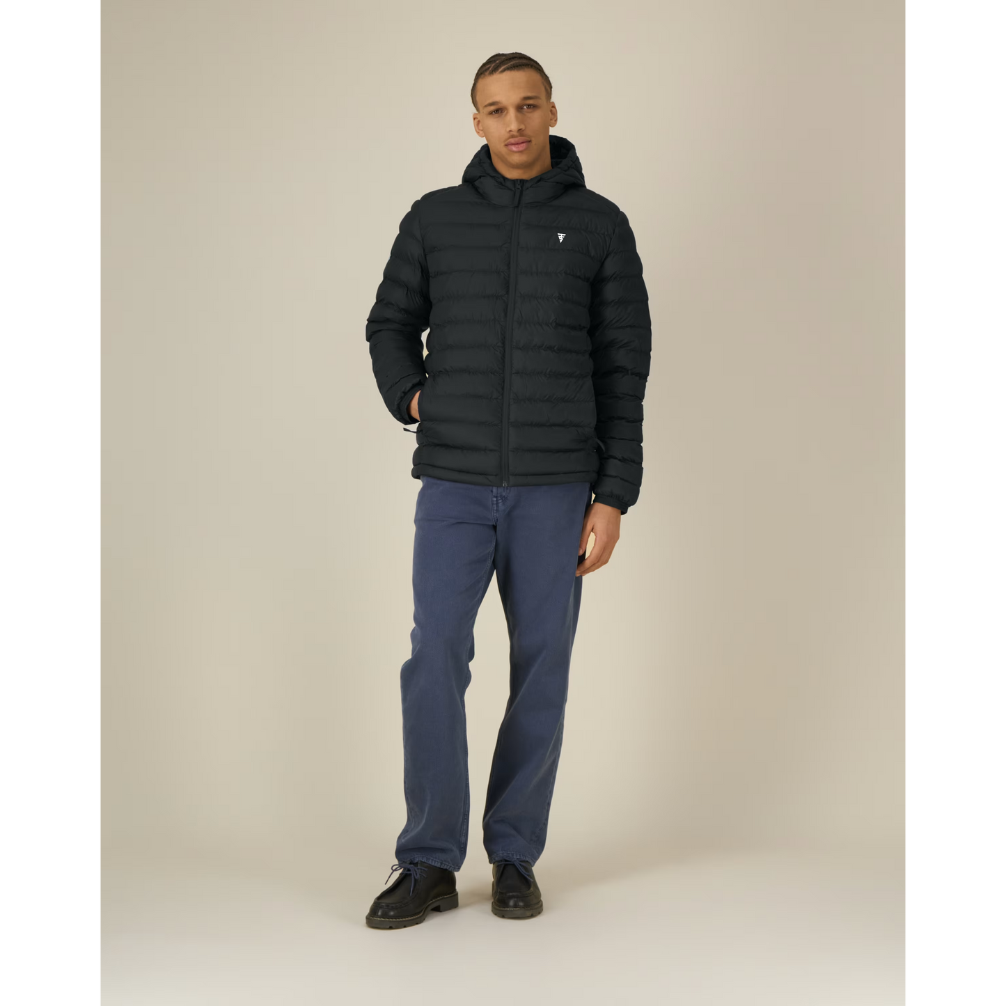 VOYAGER MIDNIGHT BLACK